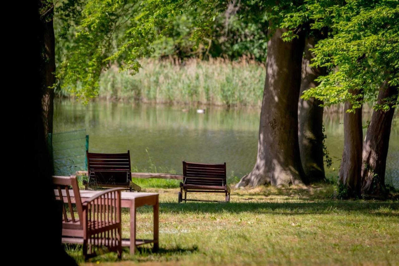 Matys Landhausperle An Der Mueritz Robel Bagian luar foto